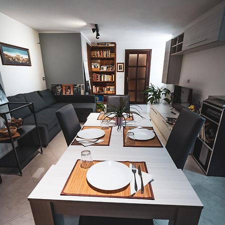 Casina Carina - Intero Appartamento Indipendente Alatri Exterior foto
